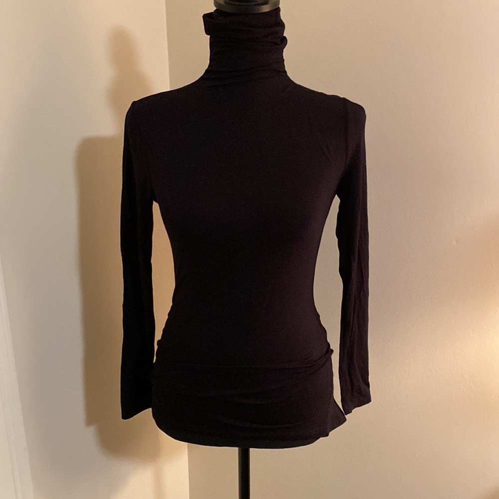 Black stretchy turtle neck